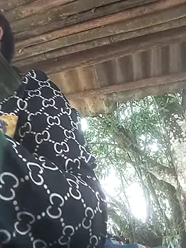 CoMay003 online show from 04-27-26, 06:11