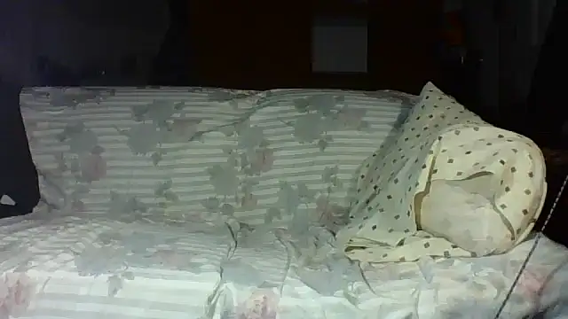 Snapshot of dicinyou80 chatting on 01-13-26, 07:13 dicinyou80 online show from 01-13-26, 07:13