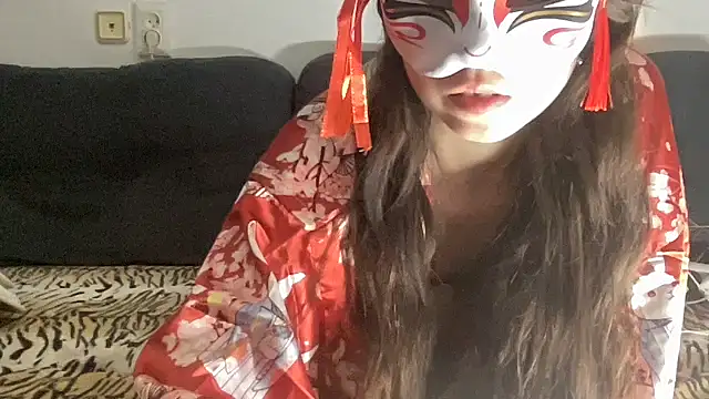 Rosea Lune online show from 10-15-25, 09:04