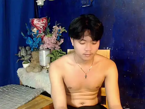 Snapshot of youre_BabyBoy chatting on 10-05-25, 04:38 youre BabyBoy online show from 10-05-25, 04:38