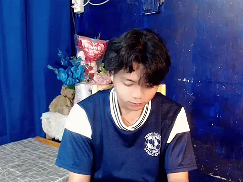 Snapshot of youre_BabyBoy chatting on 11-09-25, 04:33 youre BabyBoy online show from 11-09-25, 04:33