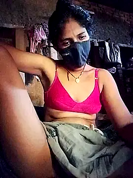 Snapshot of MISS-KAYA chatting on 10-11-25, 06:56 MISS-KAYA online show from 10-11-25, 06:56