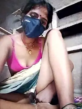 Snapshot of MISS-KAYA chatting on 10-16-25, 04:30 MISS-KAYA online show from 10-16-25, 04:30