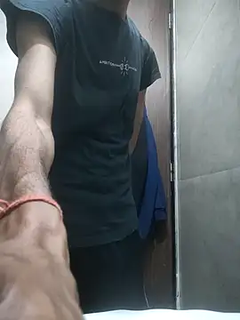 fckboy987 online show from 04-18-26, 12:42