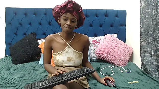 Snapshot of SWEET_BABYFACE chatting on 09-19-25, 02:07 SWEET BABYFACE online show from 09-19-25, 02:07