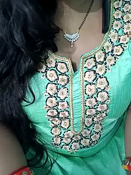 Snapshot of Anjali-bhabhi chatting on 10-13-25, 07:19 Anjali-bhabhi online show from 10-13-25, 07:19
