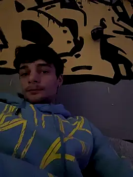 purplecristian online show from 10-04-25, 02:59