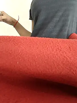 Snapshot of tanisha-2005 chatting on 11-01-25, 04:20 tanisha-2005 online show from 11-01-25, 04:20