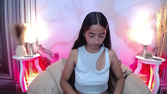 Snapshot of MilkyLally chatting on 10-10-25, 12:04 MilkyLally online show from 10-10-25, 12:04