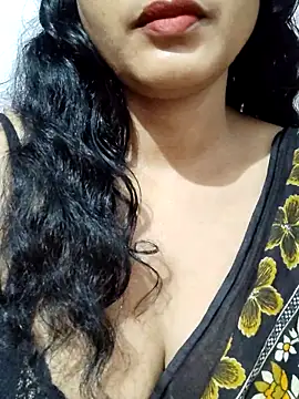 Snapshot of spicysuhana chatting on 09-16-25, 08:32 spicysuhana online show from 09-16-25, 08:32