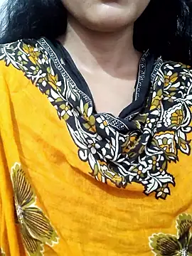 Snapshot of spicysuhana chatting on 09-27-25, 03:22 spicysuhana online show from 09-27-25, 03:22