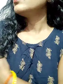 Snapshot of spicysuhana chatting on 04-18-26, 07:01 spicysuhana online show from 04-18-26, 07:01