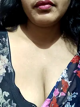 Snapshot of spicysuhana chatting on 04-25-26, 05:54 spicysuhana online show from 04-25-26, 05:54