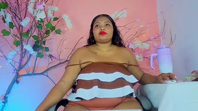 Cristal hott1 online show from 02-18-26, 08:16