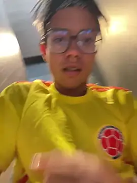 diegoand0911 online show from 04-18-26, 07:07