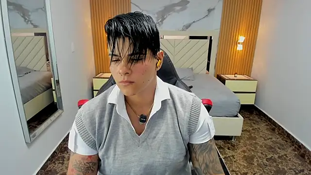 KAROLLJONES1 online show from 04-10-26, 07:29