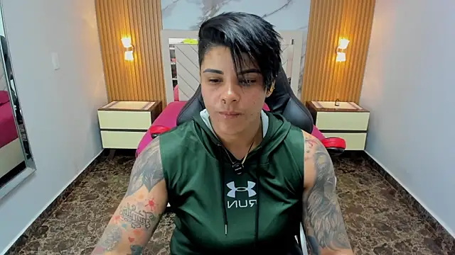 KAROLLJONES1 online show from 04-25-26, 12:30