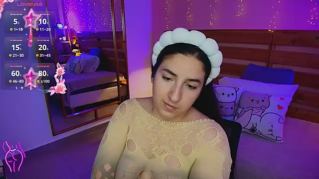 Snapshot of ambar_lover chatting on 11-19-25, 08:53 ambar lover online show from 11-19-25, 08:53