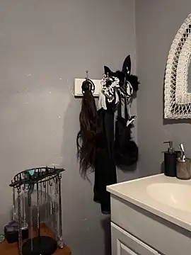 goddessmissmia online show from 11-18-25, 09:41