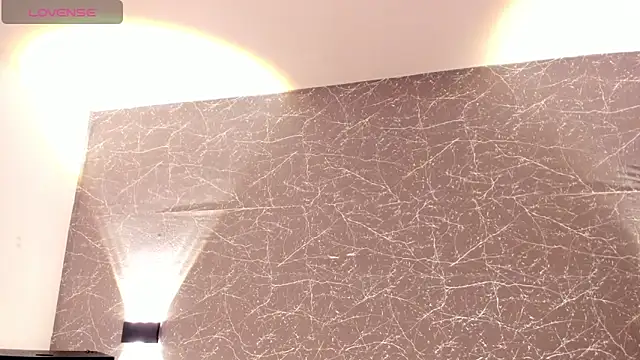 Miss Charlottet online show from 12-15-25, 09:19