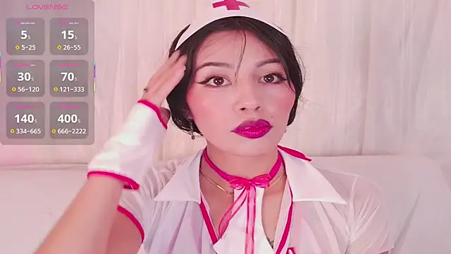 Miss Charlottet online show from 04-28-26, 07:52