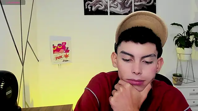 Room 69x online show from 10-12-25, 04:11