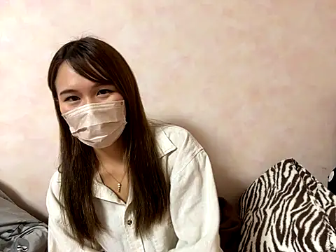 Snapshot of rad_chan chatting on 09-28-25, 04:34 rad chan online show from 09-28-25, 04:34