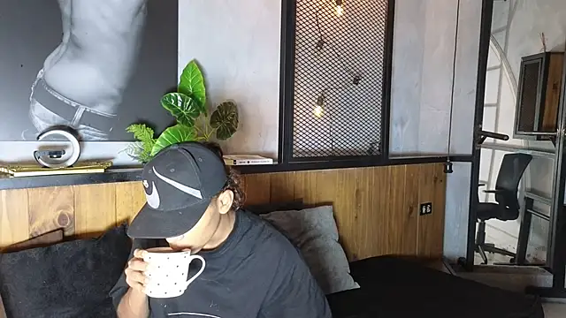 AlanCutee online show from 04-16-26, 12:39