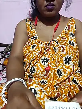 Snapshot of Cute-Swewty chatting on 11-05-25, 01:00 Cute-Swewty online show from 11-05-25, 01:00