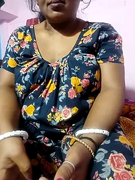 Snapshot of Cute-Swewty chatting on 12-16-25, 12:43 Cute-Swewty online show from 12-16-25, 12:43