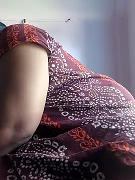 Snapshot of Cute-Swewty chatting on 02-13-26, 06:53 Cute-Swewty online show from 02-13-26, 06:53