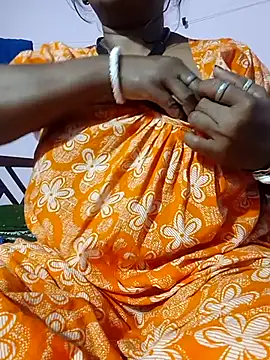 Snapshot of Cute-Swewty chatting on 02-18-26, 12:12 Cute-Swewty online show from 02-18-26, 12:12