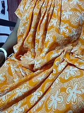 Snapshot of Cute-Swewty chatting on 03-11-26, 03:40 Cute-Swewty online show from 03-11-26, 03:40