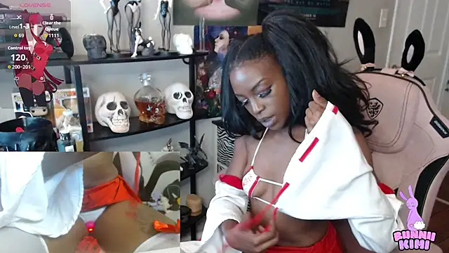 Snapshot of bunniikimi chatting on 09-14-25, 12:59 bunniikimi online show from 09-14-25, 12:59