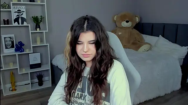 AnoraDark online show from 04-26-26, 08:28