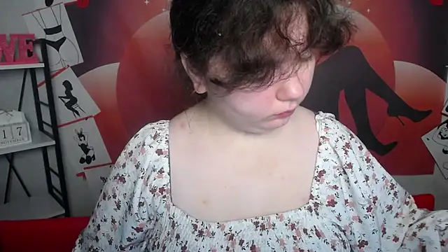 Snapshot of NeonilaLisova chatting on 11-21-25, 06:12 NeonilaLisova online show from 11-21-25, 06:12