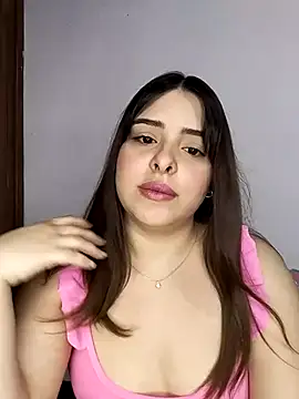 Snapshot of Nahomy_cm chatting on 09-29-25, 11:42 Nahomy cm online show from 09-29-25, 11:42