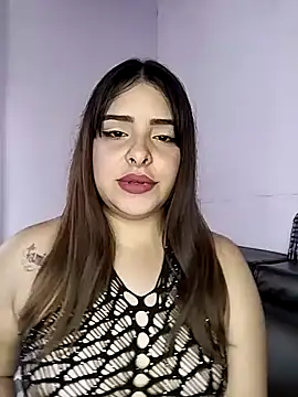 Snapshot of Nahomy_cm chatting on 10-01-25, 08:04 Nahomy cm online show from 10-01-25, 08:04