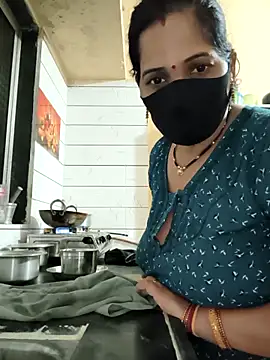 Snapshot of Gk_99999 chatting on 02-19-26, 02:02 Gk 99999 online show from 02-19-26, 02:02