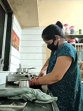 Snapshot of Gk_99999 chatting on 02-24-26, 01:58 Gk 99999 online show from 02-24-26, 01:58