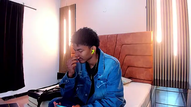 FYKMOR 1 online show from 10-15-25, 03:50