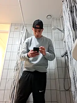 kompiee online show from 11-23-25, 12:10