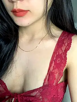 Snapshot of ___Lily___ chatting on 09-10-25, 04:18 Lily online show from 09-10-25, 04:18