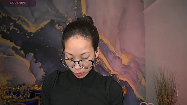 Snapshot of Yen_Star chatting on 03-03-26, 08:59 Yen Star online show from 03-03-26, 08:59