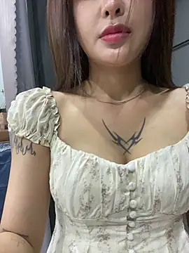   BabyShowPublic   online show from 12-19-25, 11:39