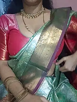 Snapshot of Thamilmegalai chatting on 09-16-25, 06:31 Thamilmegalai online show from 09-16-25, 06:31