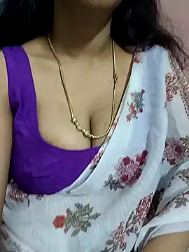 Snapshot of Thamilmegalai chatting on 09-17-25, 06:53 Thamilmegalai online show from 09-17-25, 06:53