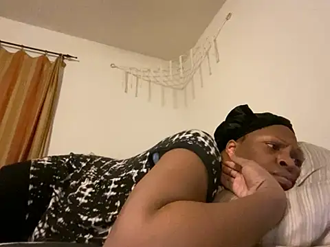 Snapshot of KANDIS864 chatting on 11-14-25, 06:56 KANDIS864 online show from 11-14-25, 06:56