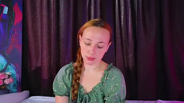 Snapshot of BettyStevenson chatting on 09-16-25, 08:15 BettyStevenson online show from 09-16-25, 08:15