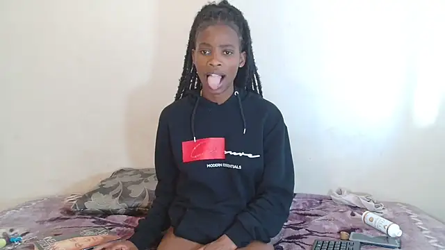 DarkChocox01 online show from 09-18-25, 01:02